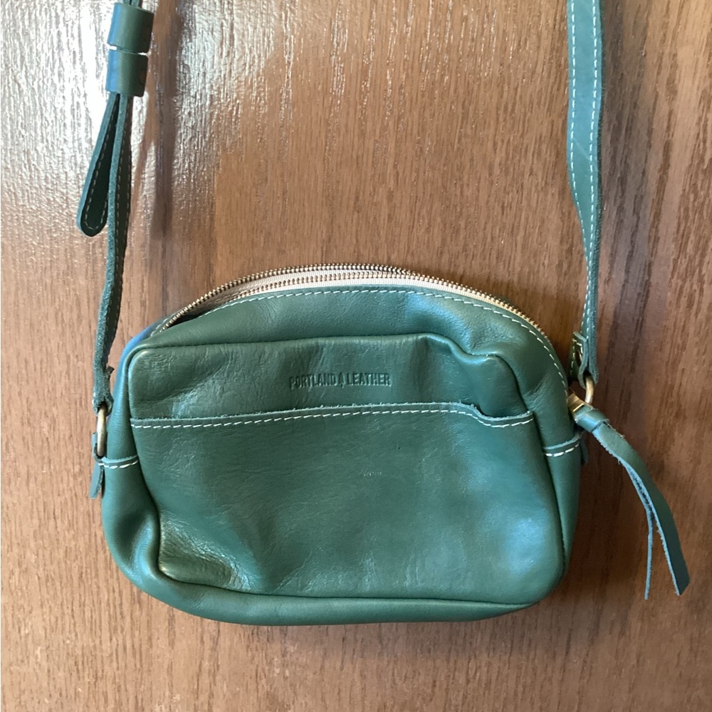 Portland Leather Large Camera Crossbody Bag